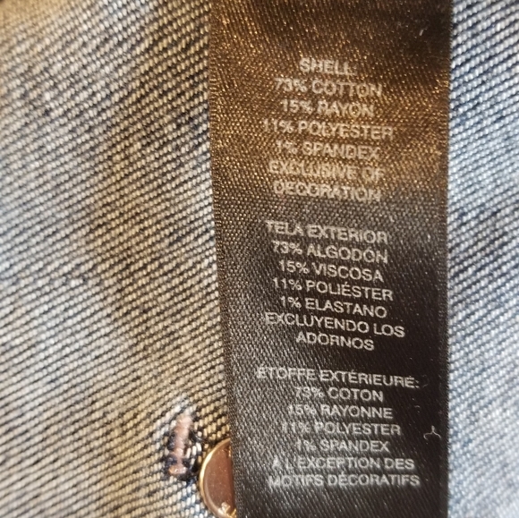 White House Black Market crop leg jeans SZ 4 distressed excellent condition - Picture 6 of 11